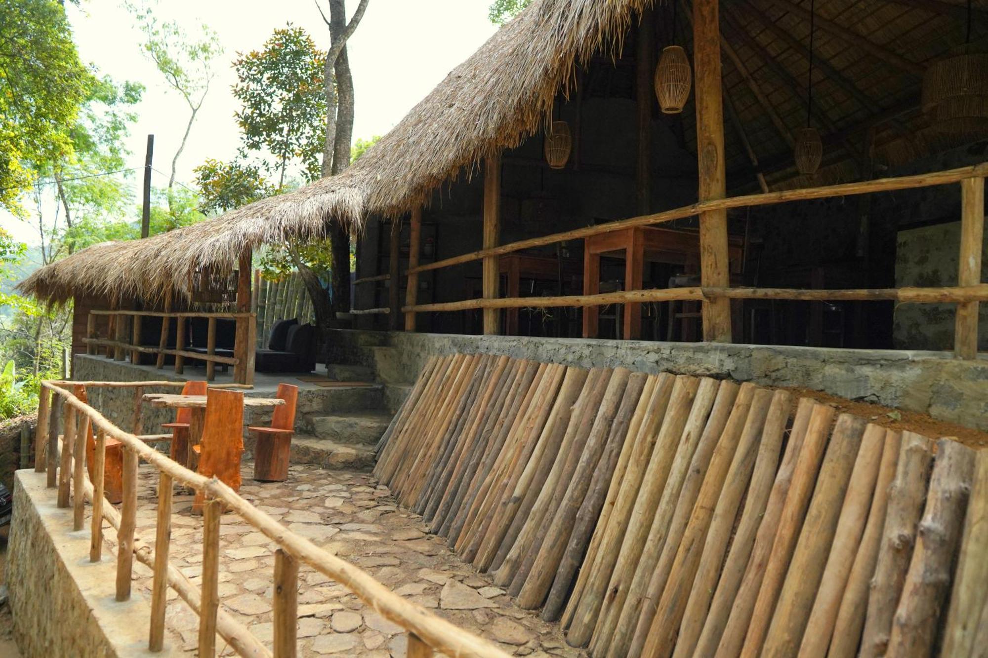 Gaga Bees Ella Hotel Exterior photo